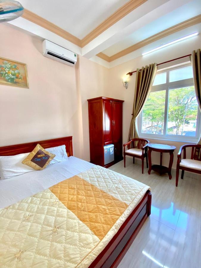 Trung Hau Hotel Кон-Дао Экстерьер фото